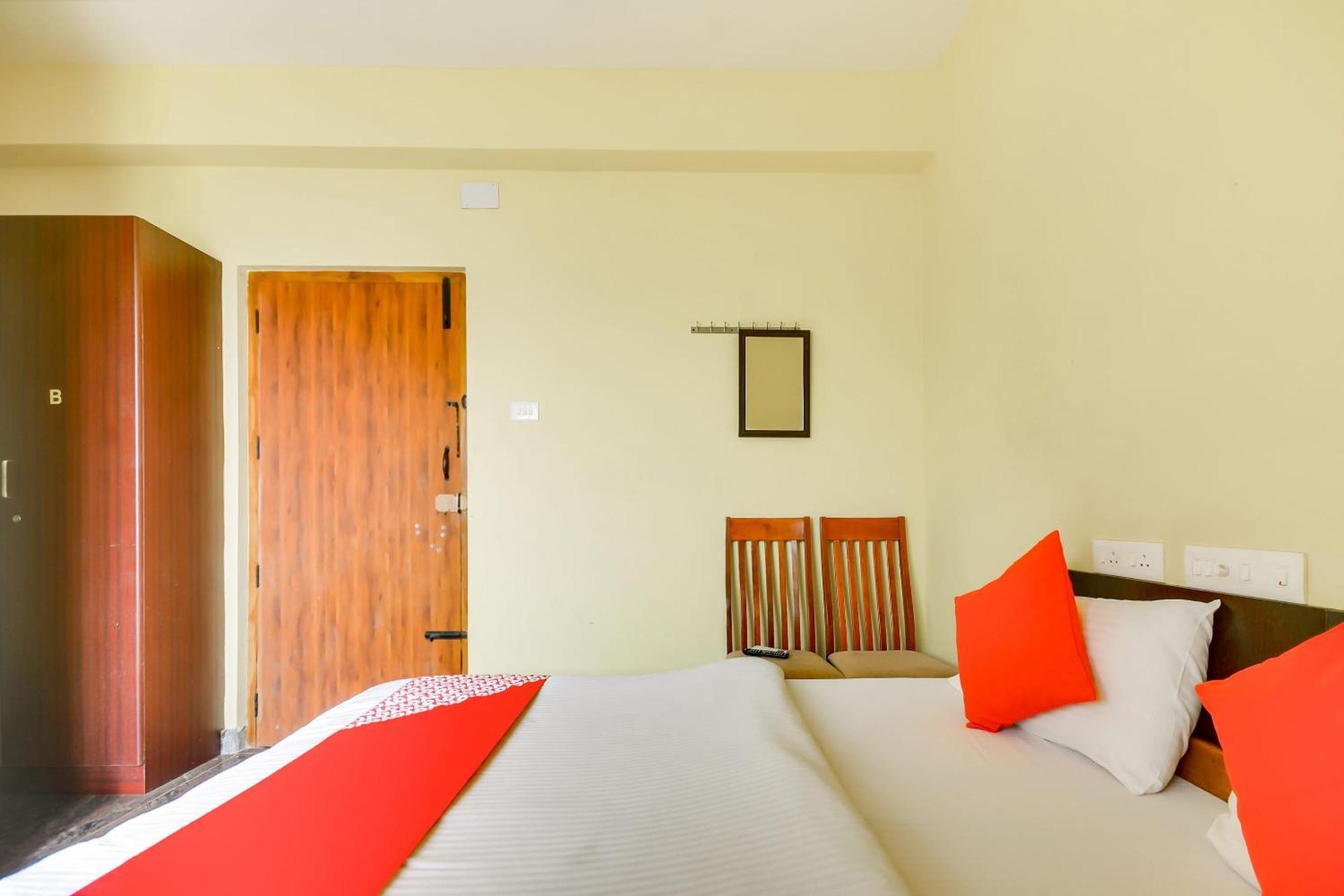 Mudukarai Hotel O St Residency מראה חיצוני תמונה