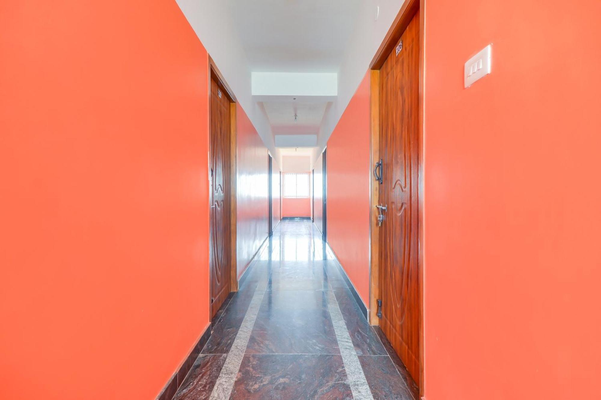 Mudukarai Hotel O St Residency מראה חיצוני תמונה